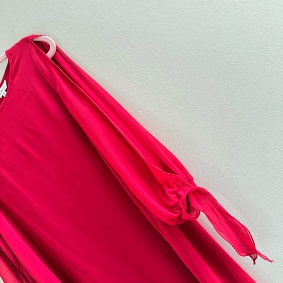Max Studio Red Sheer Sleeve Shift Dress - Picture 4 of 4